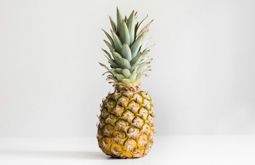 Health Benefits of eating pineapple